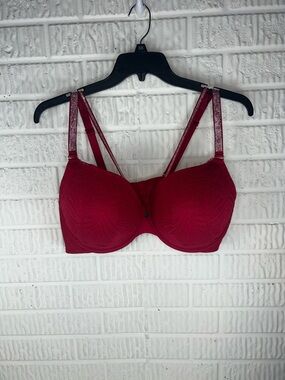 Torrid Plunge Padded Red Bra with Decorative Straps Size 44DD